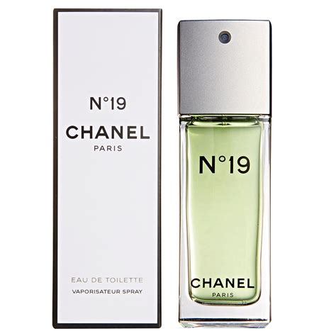 numéro 19 chanel|chanel no 19 review.